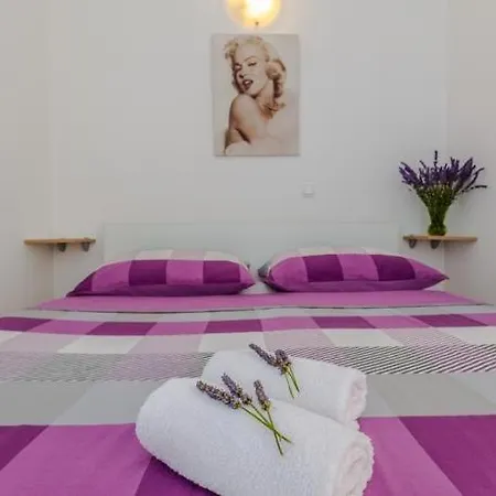 In With Sea View, Balcony, Air Conditioning, W-lan 667-2 Apartamento Privlaka (Zadar)