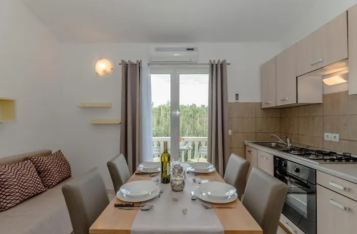 In With Sea View, Balcony, Air Conditioning, W-lan 667-2 * Privlaka (Zadar)