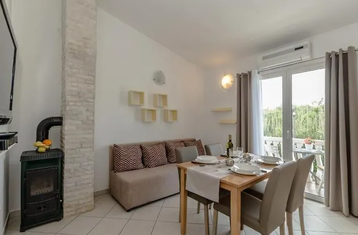 In With Sea View, Balcony, Air Conditioning, W-lan 667-2 Lejlighed